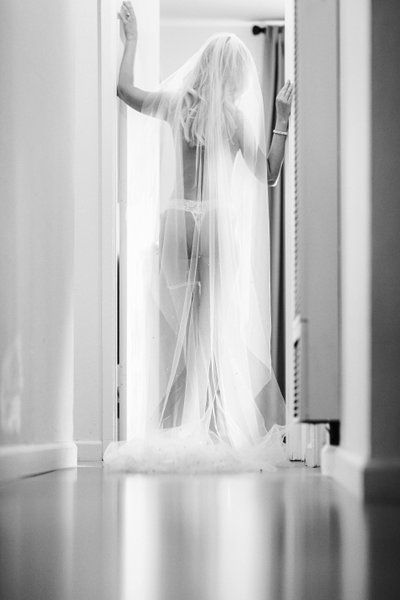 Coaching and Mentoring for Bridal Boudoir Photography