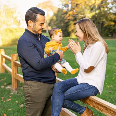 Fall Family Photos in Wellesley
