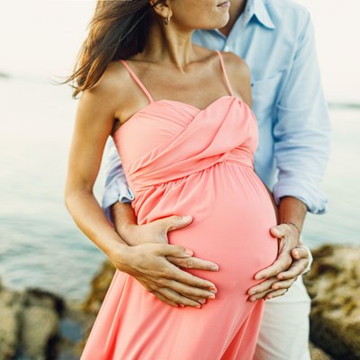 Summer maternity sessions
