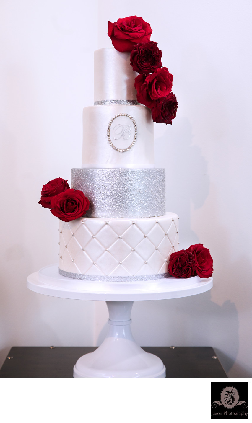ZuCot Gallery Wedding Cake Elegance
