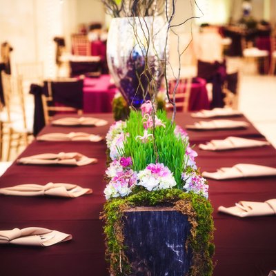 Enchanting Woodland Moss Wedding Table