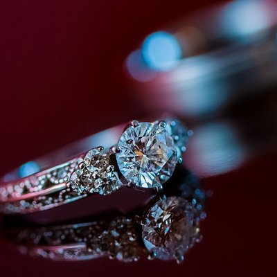Creative wedding band pictures