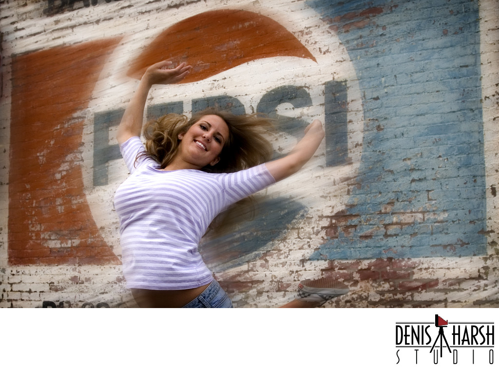 Senior Pictures Bloomington girl by Antique Pepsi sign