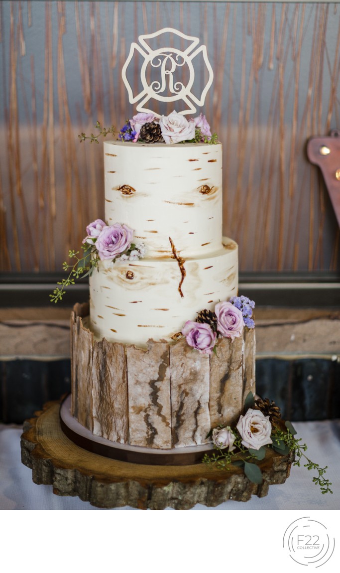 Lake Tahoe Wedding Photography: Wedding Cake