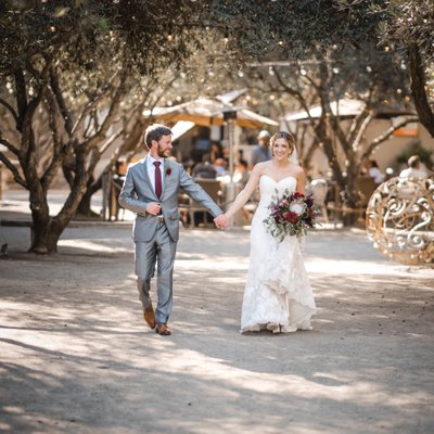 Fun Wedding Photographers Sacramento Married Couple 