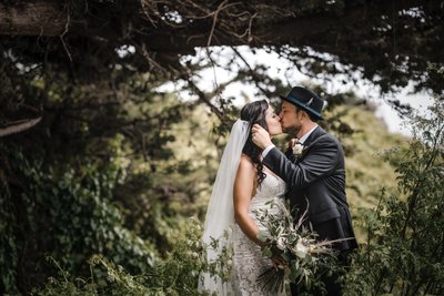 Best Wedding Photographers Sacramento Couple Kiss