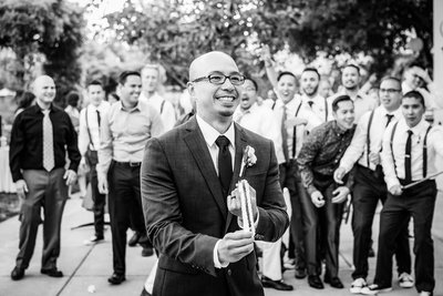 Garter Toss: Sacramento Wedding Photographers
