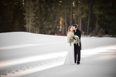 Gorgeous Winter Wedding Graeagle 