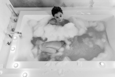 Boudoir Photography Bubble Bath