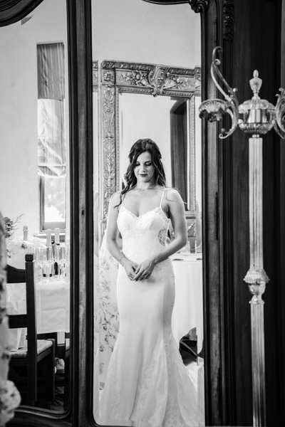 Best Wedding Photographers Sacramento Bride in Mirror