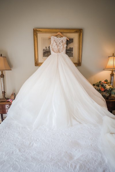 Wedding Dress: Sacramento Photographers
