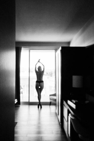 Essence of Enigmatic Boudoir