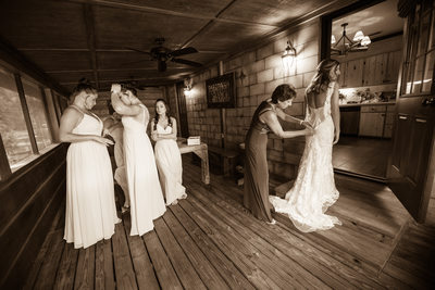 Who takes the best wedding pictures in Okeechobee
