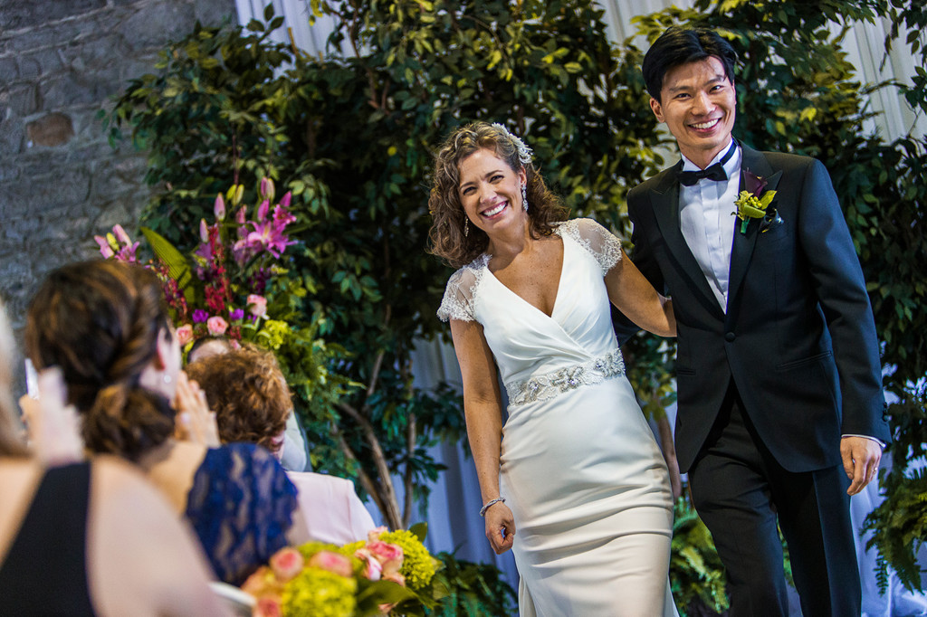 Montreal Wedding Photography at Marché Bonsecours