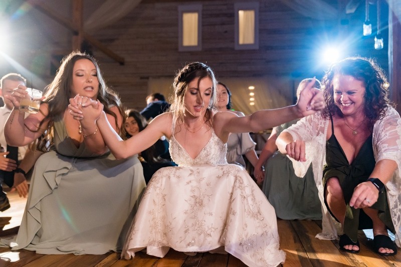 Bride Dancing with Friends – Ramble Creek Wedding