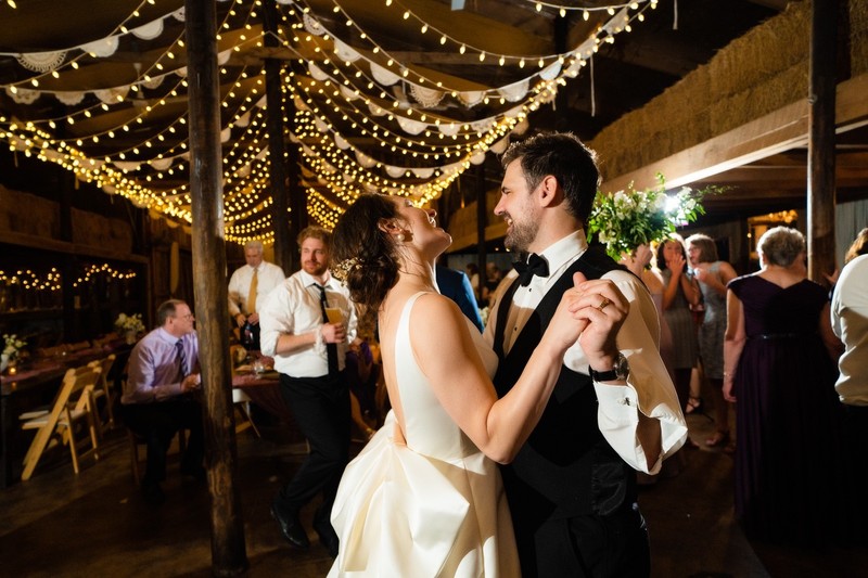 Dancing at Barn at Highpoint Farms Wedding