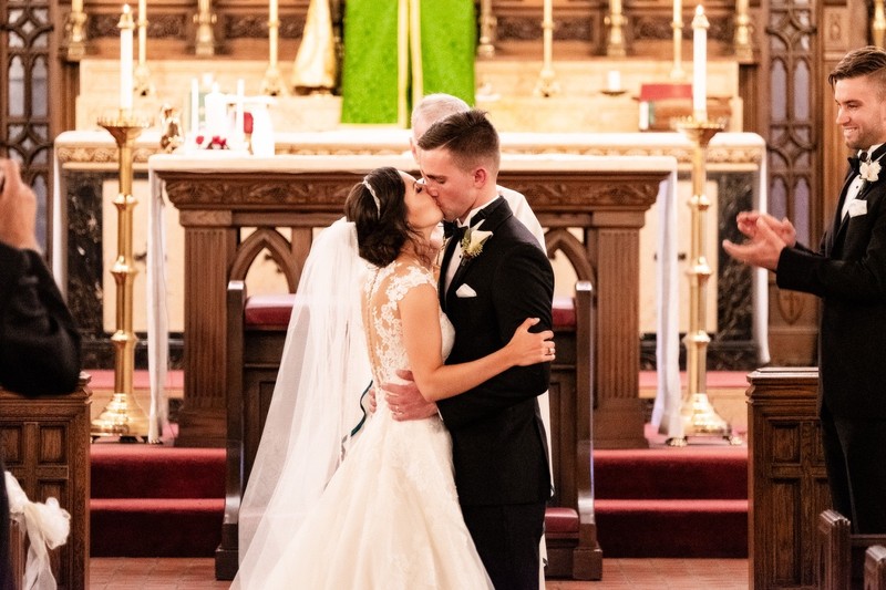 First Kiss Cherokee Country Club Wedding