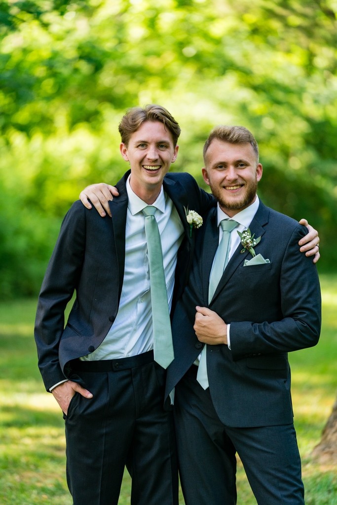 Outdoor Groom & Groomsman at Ramble Creek