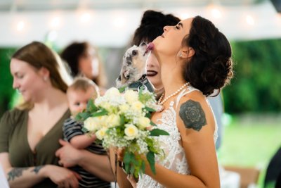 Authentic & Candid Knoxville Wedding Photography