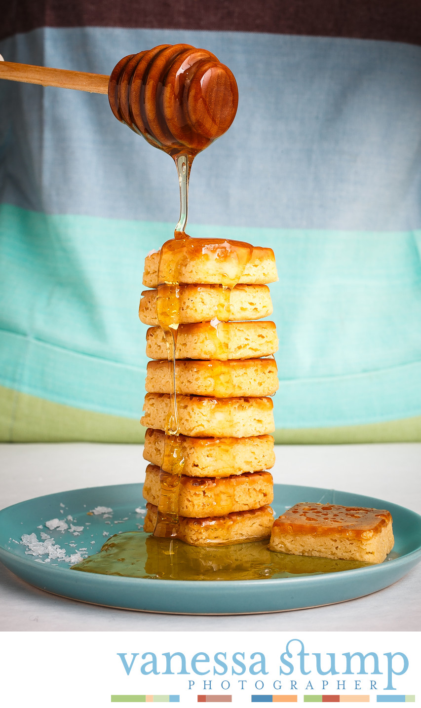 Fruute salted caramel cookie with honey drizzle and sea salt