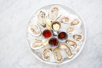 East and west coast oysters