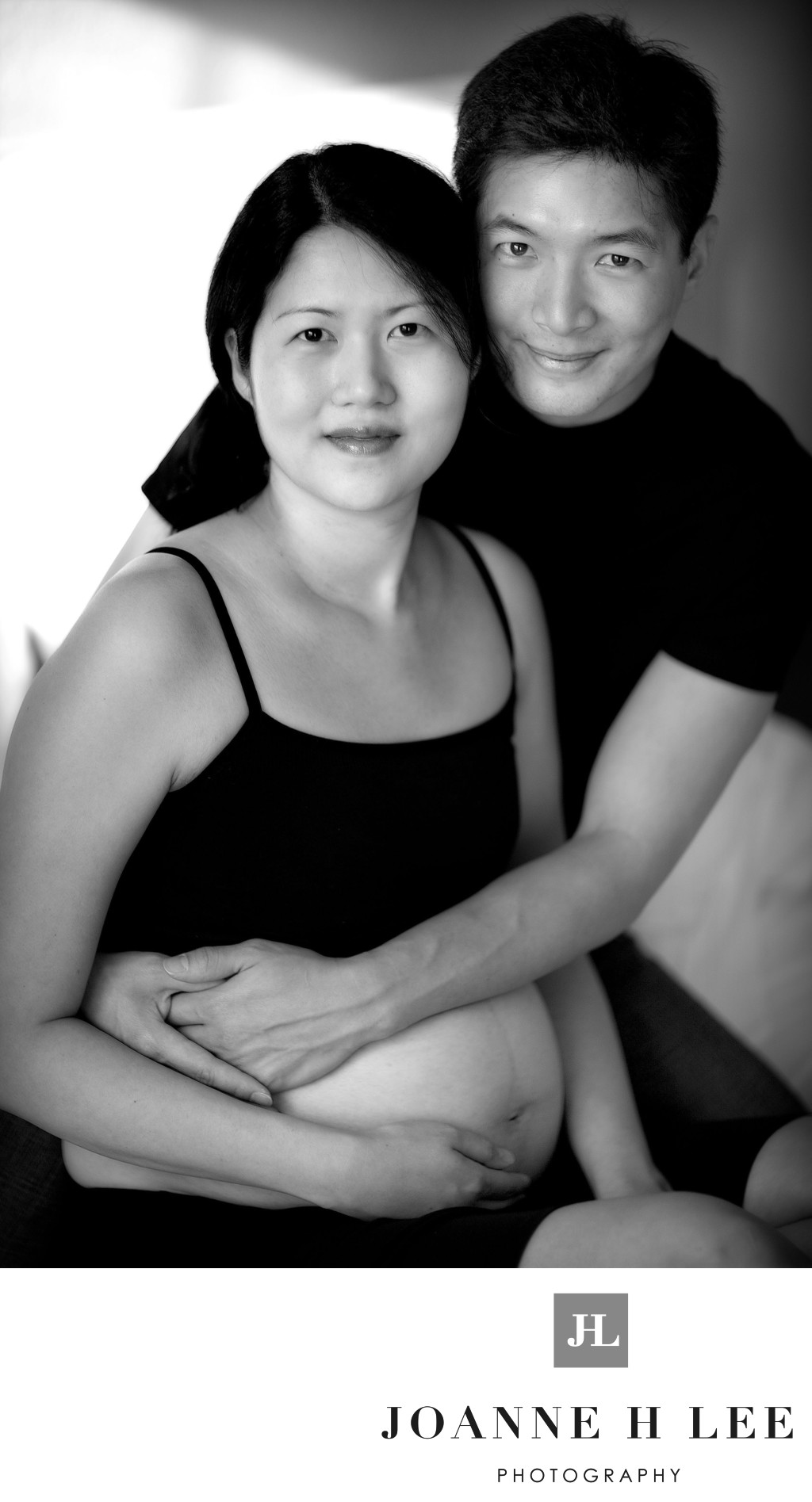 couple maternity portrait
