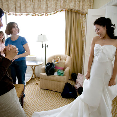 San Francisco Bride shows off dress