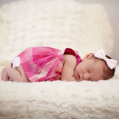 1 month baby girl photo