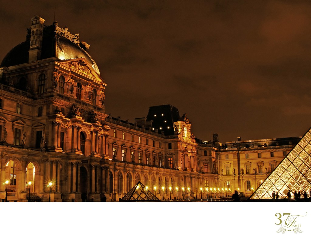The Louvre at Night | Paris