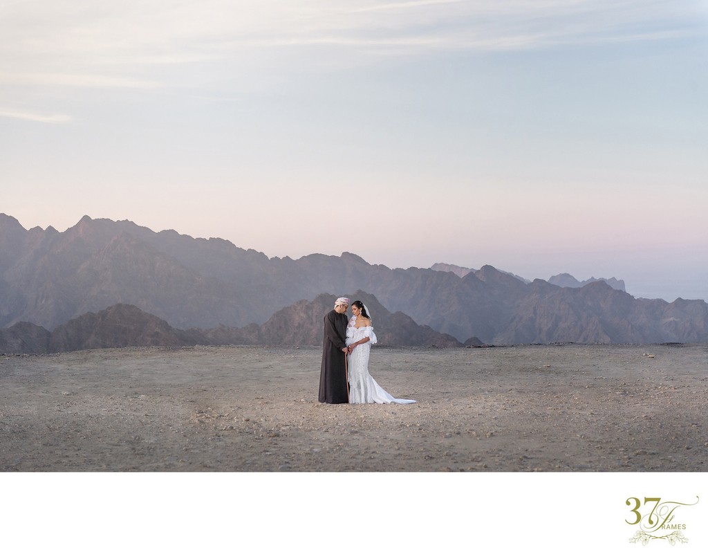 Sunset Wedding Photos in Oman | Royal Wedding