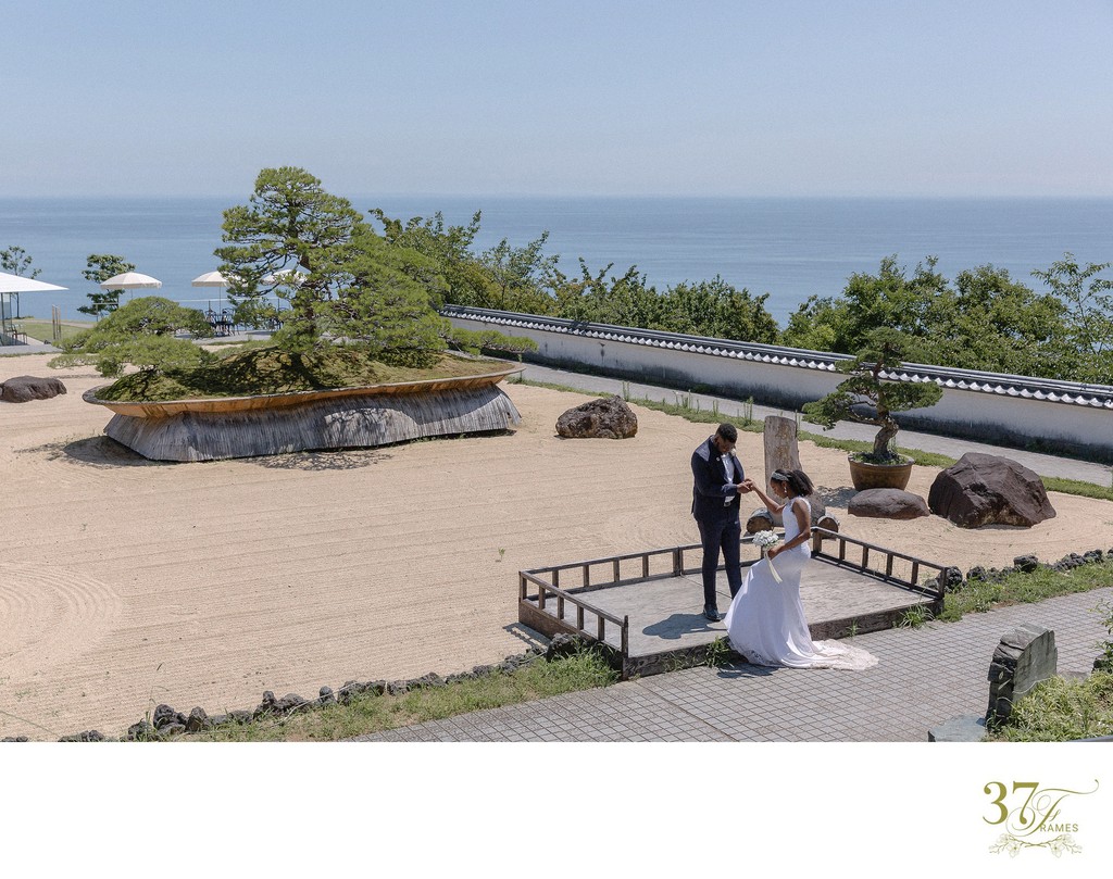 Getting Married in Japan | Elope in a Japanese Garden