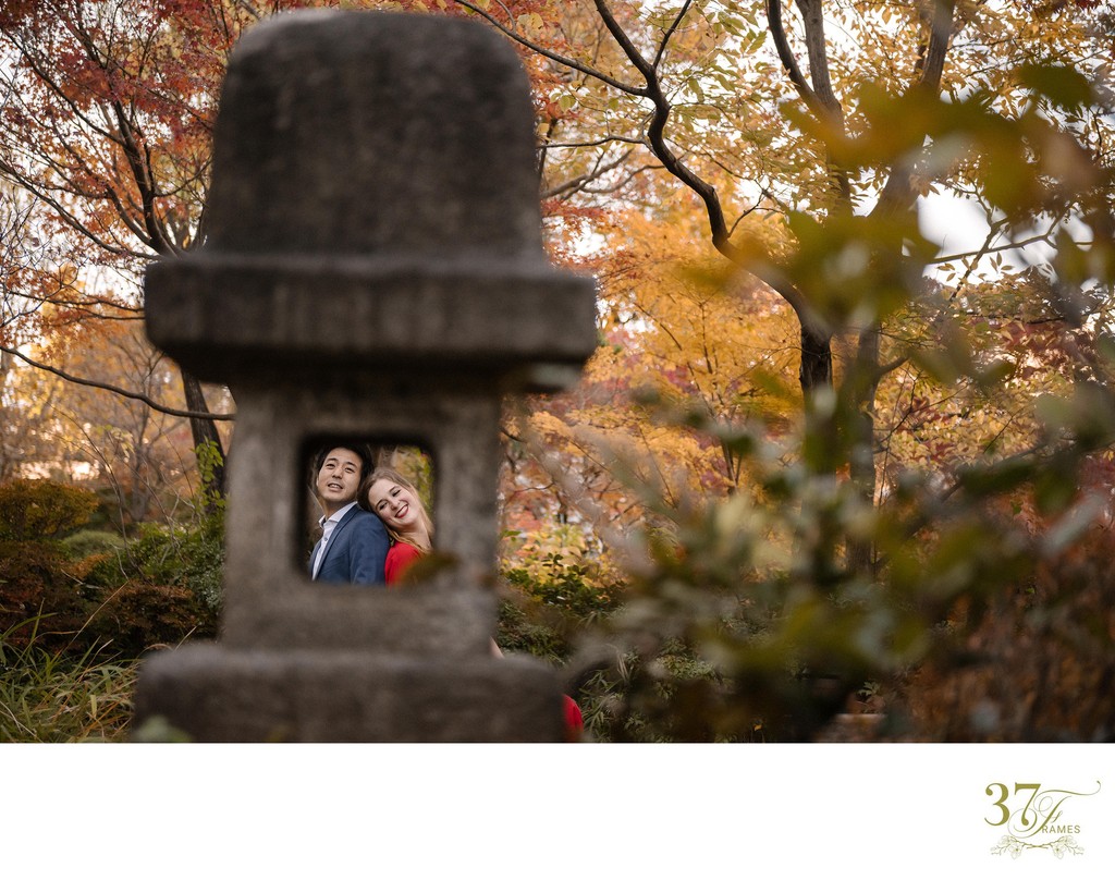 Love in Tokyo's Autumn : Engagement Photography