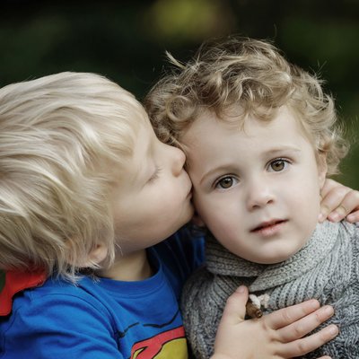Emotional Family Portraits of your Kids | Brothers