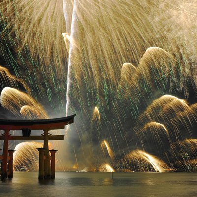 Miyajima-on-the-Sea Fireworks Festival
