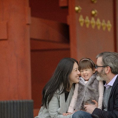 Tokyo Family Photographer | The Red Doors