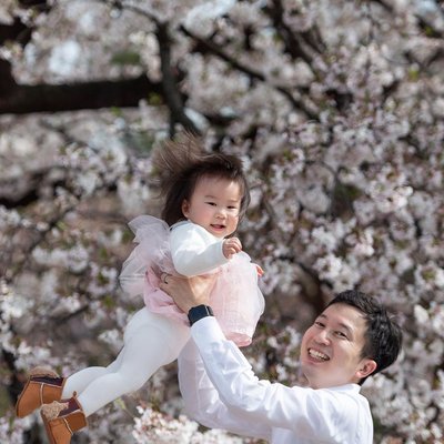 Precious Moments: Father-Daughter Portraits in Tokyo