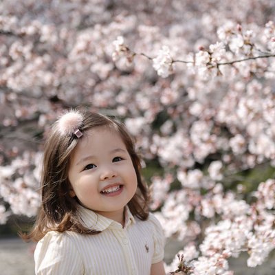Tokyo's Floral Wonderland: Family Portraits in Shinjuku
