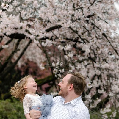 Love and Blooms: Father-Daughter Portraits in Tokyo