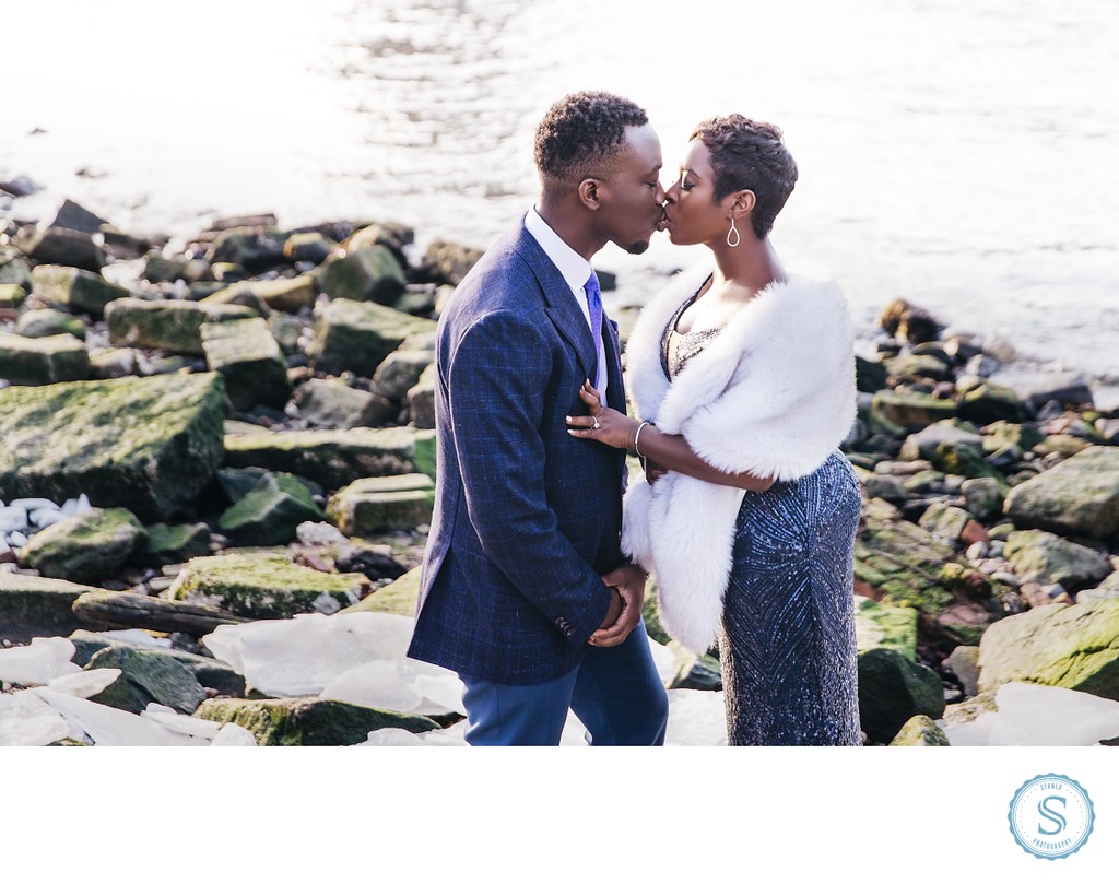 Dumbo Engagement Photos | Romantic Kiss Shots in NYC