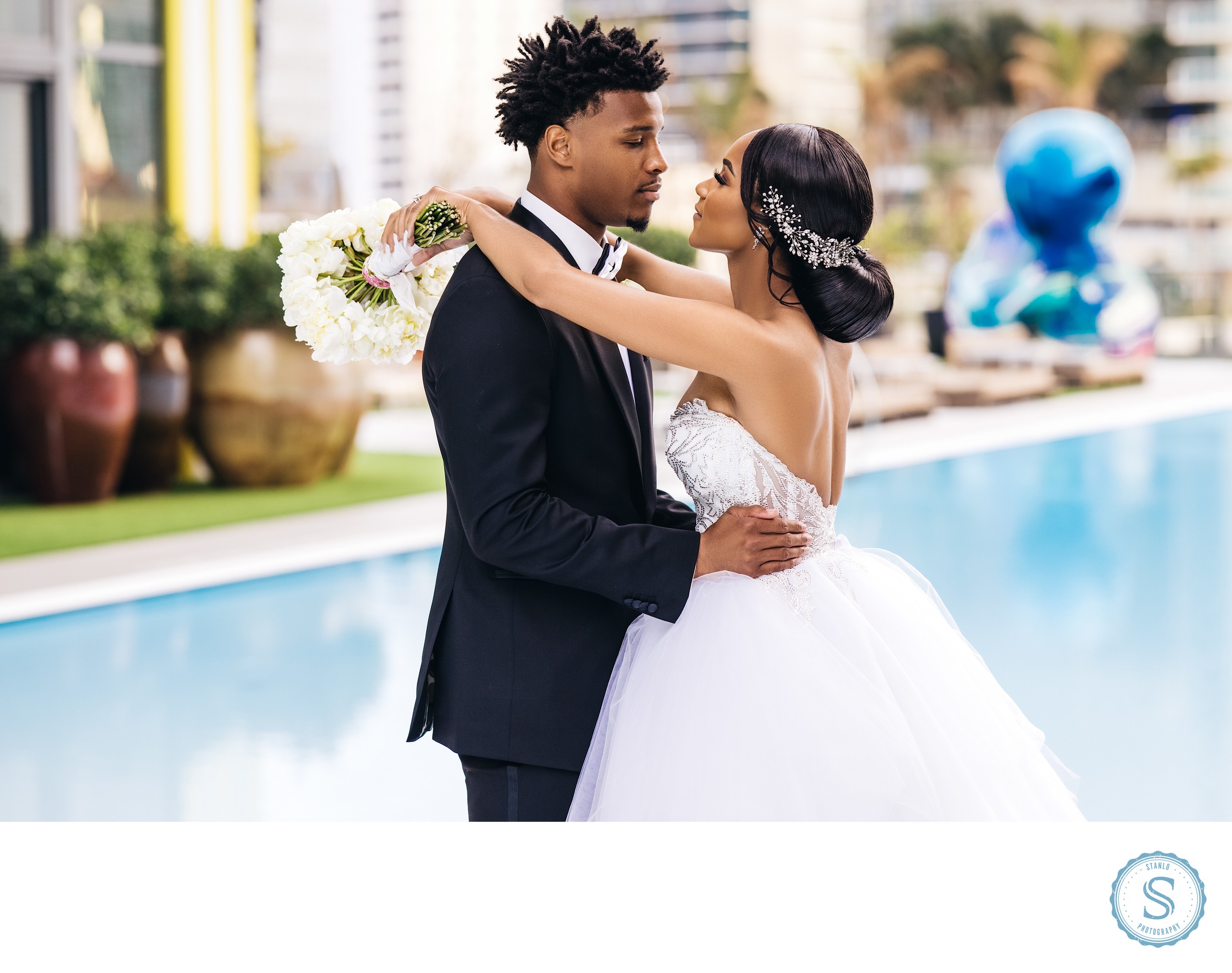 Amina Smith Wedding Bahamas Wedding Photographer based in South