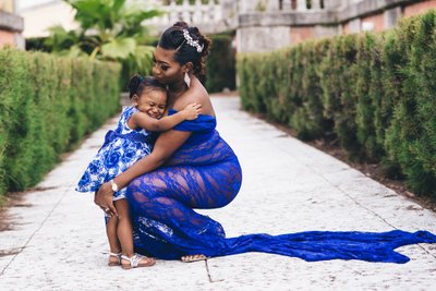 Maternity Photoshoot at Vizcaya Museum