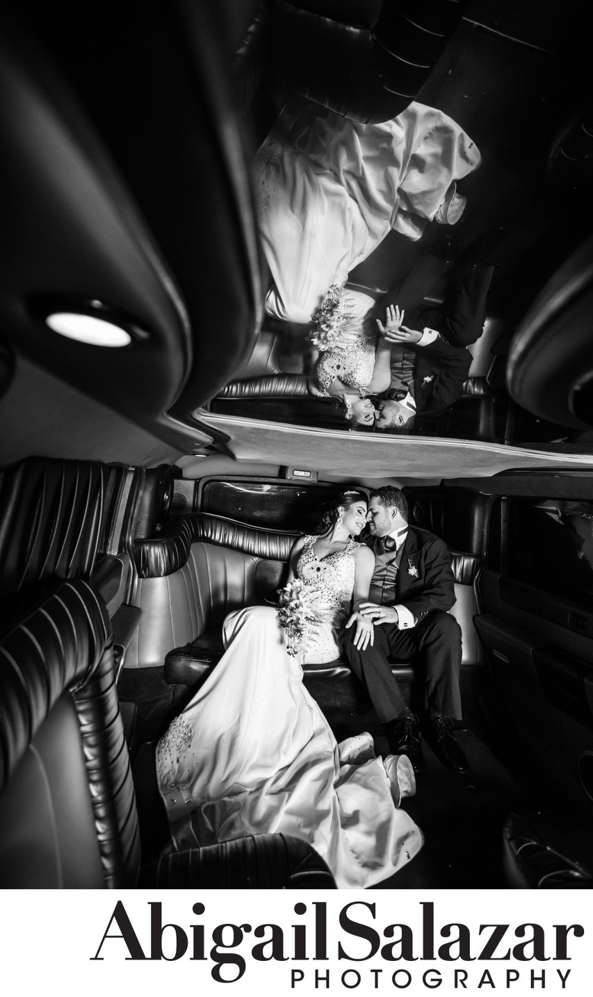 Wedding limo: Glamorous bride & groom