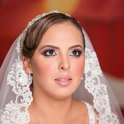 Wedding make up: Gorgeous bride