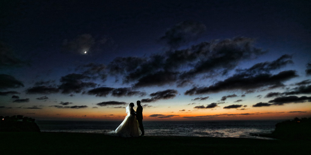 Wayfarers Chapel Wedding Beautiful Sunset Moon