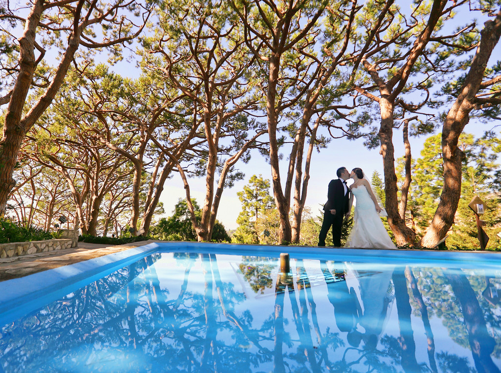 Wayfarers Chapel Wedding Waterfountain Reflection 