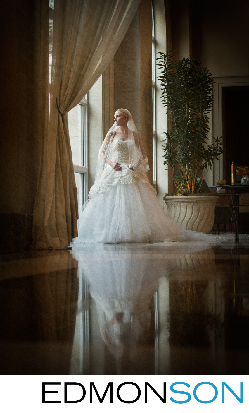 Dallas Bride Has Portrait Made At Rosewood Crescent