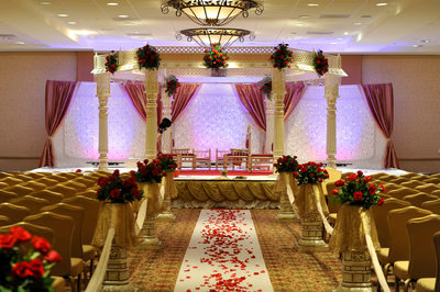 Lovely Houston Indian Wedding Decor By Mandap Creations