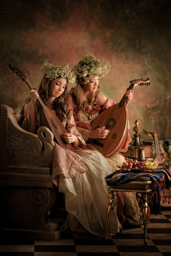 Women With Lutes: Creative DFW Portrait Photography