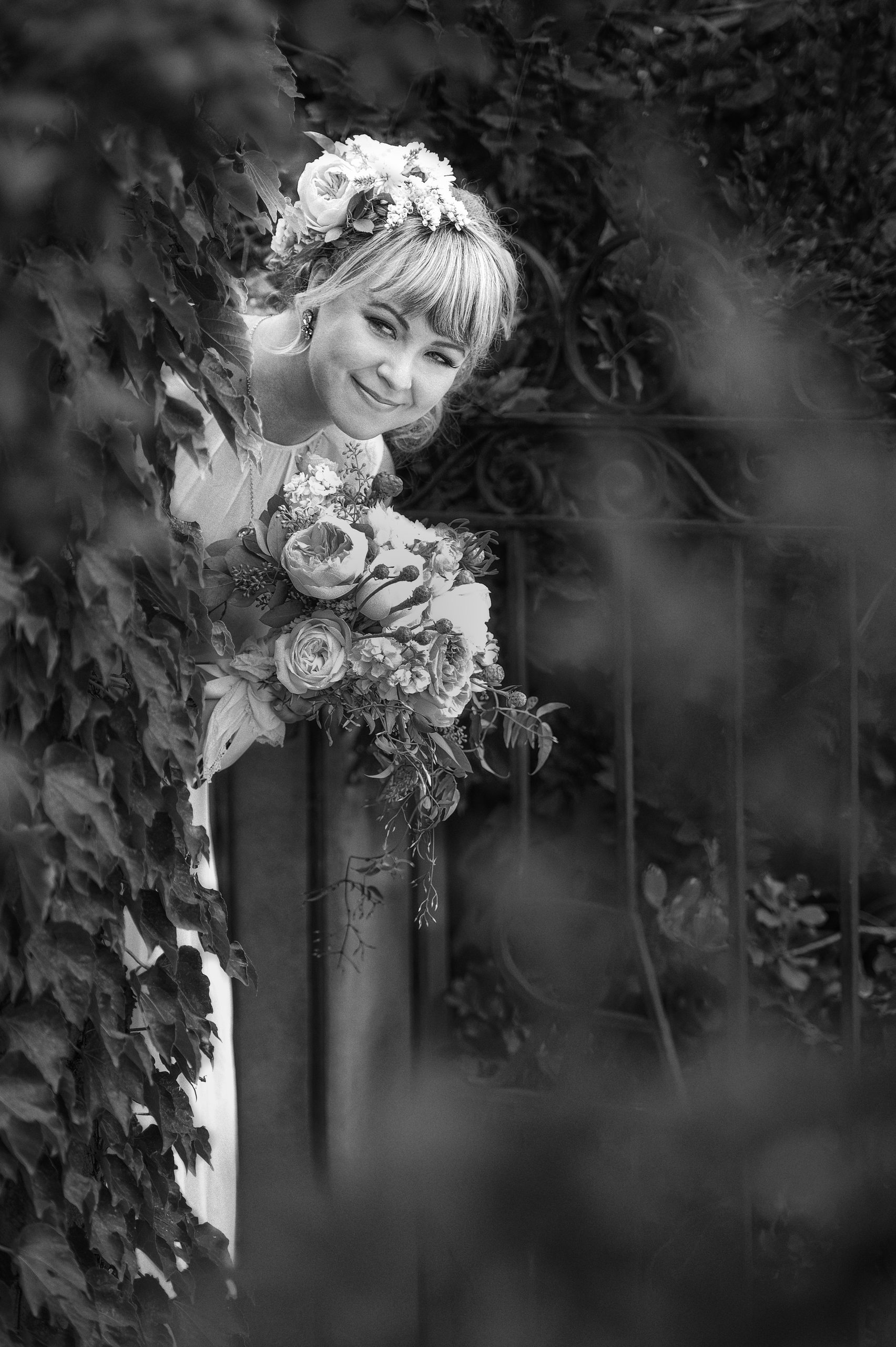 Black & White Wedding Photos By Master Photographer