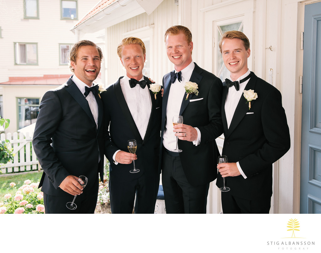 Bröllopsfotograf Fjällbacka - Brudgum och Marskalker